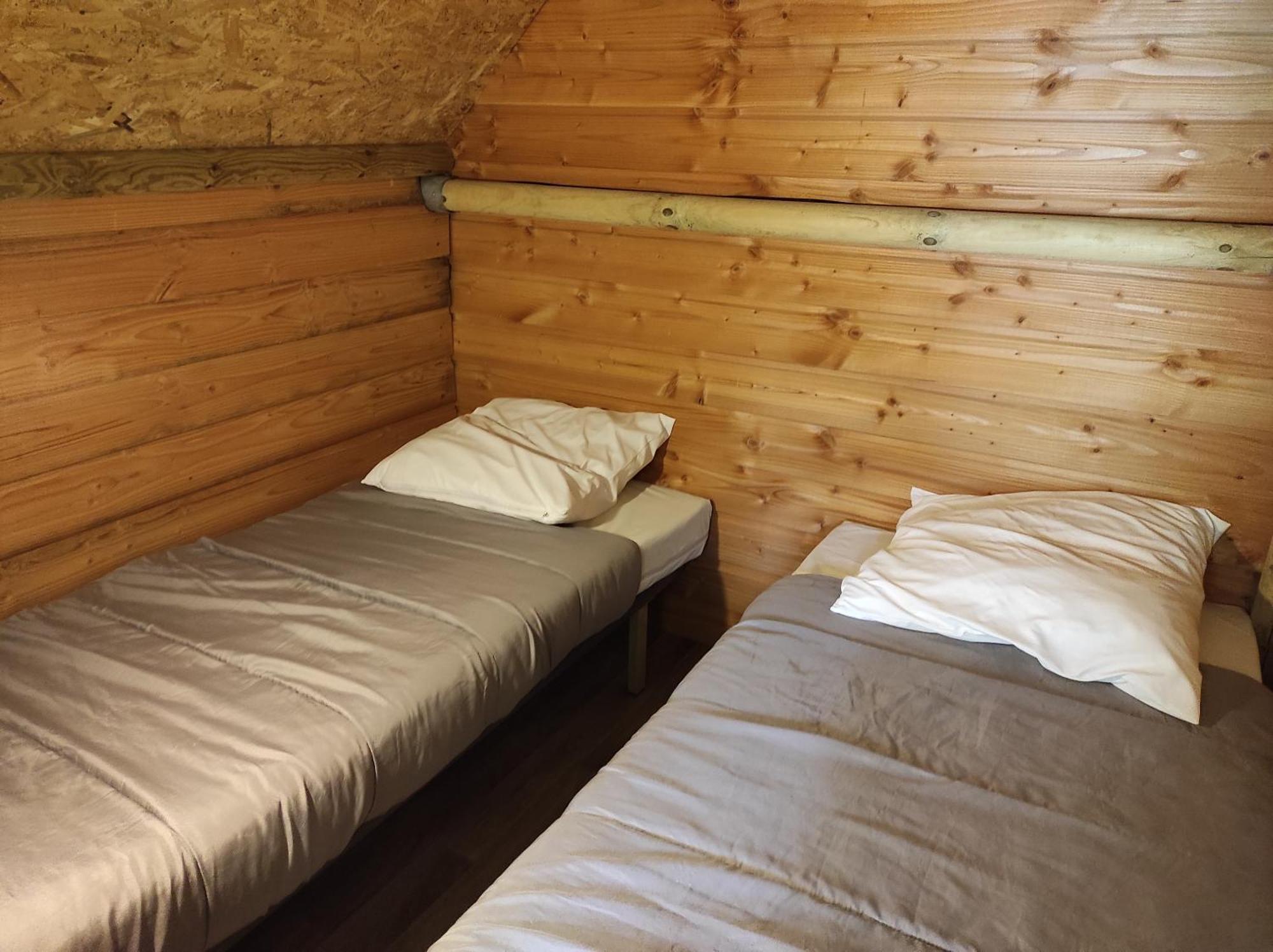 Camping Le Rouge Gorge **** 10' Puy Du Fou Сен-Лоран-сюр-Севр Екстер'єр фото